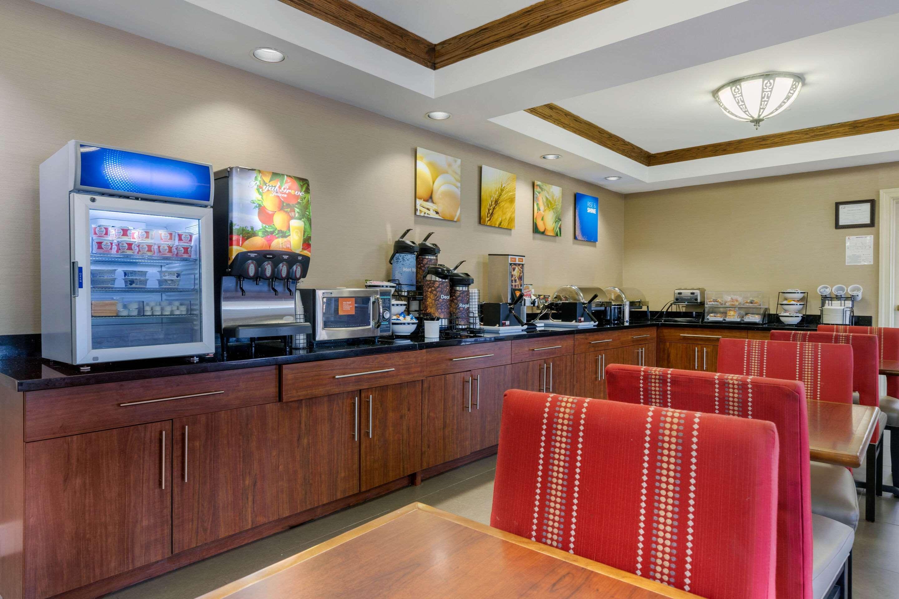 Comfort Inn & Suites Cordele Esterno foto